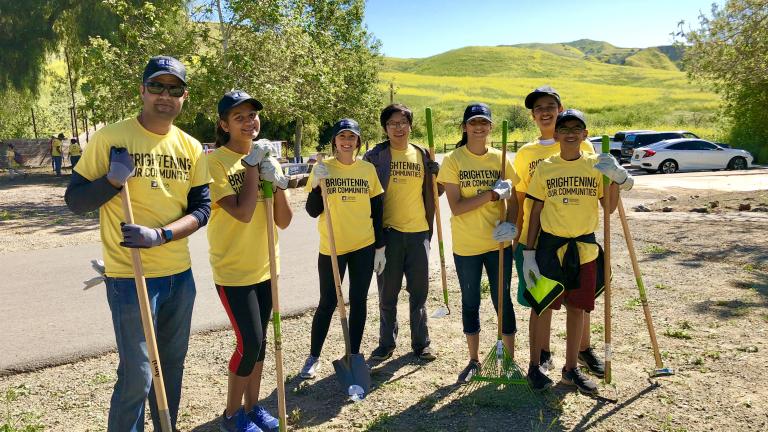 Corporate Volunteers