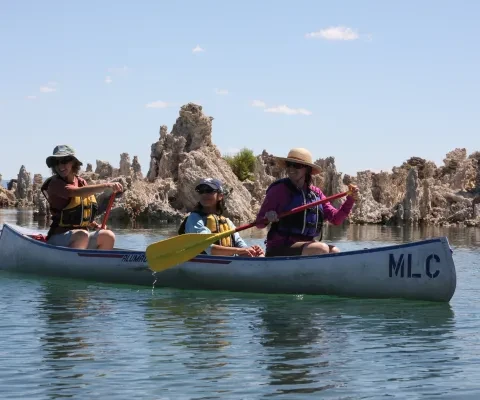 canoeing-on-mono-lake-2-elin_ljung.jpg