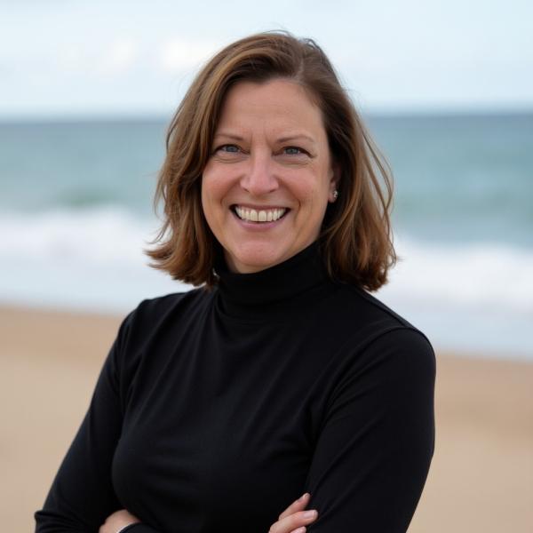 Rachel Norton Headshot